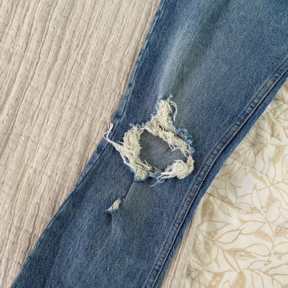 Abercrombie Distressed Jeans - Picture 2 of 7